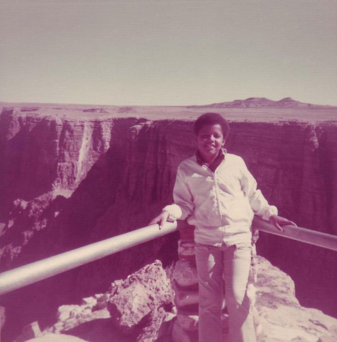 BarackObama's tweet photo. From my first cross-country road trip as a child to Bruce’s experience coming of age toward the end of the Vietnam War, @Springsteen and I each continue to reflect on moments from our upbringing that helped shape our view of America. Listen here: https://t.co/3vQxU2zQub https://t.co/BPwubQuBcv