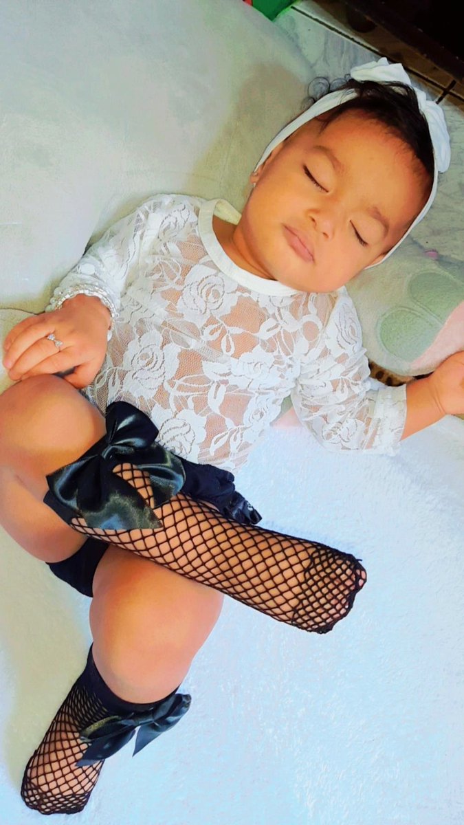 AgathaCastro29's tweet photo. Mamãe brinca de boneca SIM 🥺💝
.
.
.
#BabyDiva #Babyblogueira #BabyAylla https://t.co/5dMVzYfKJ6