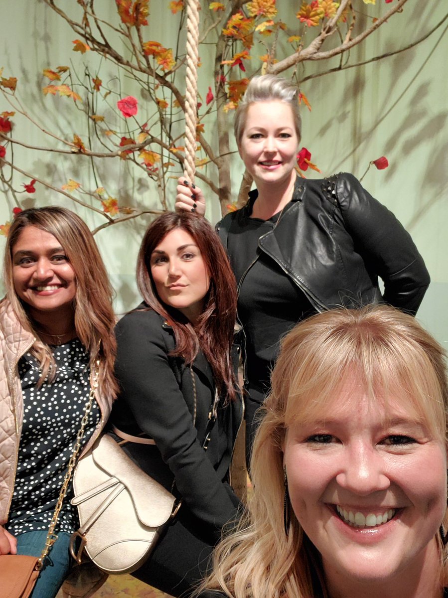 Michelle Hoang tweet media