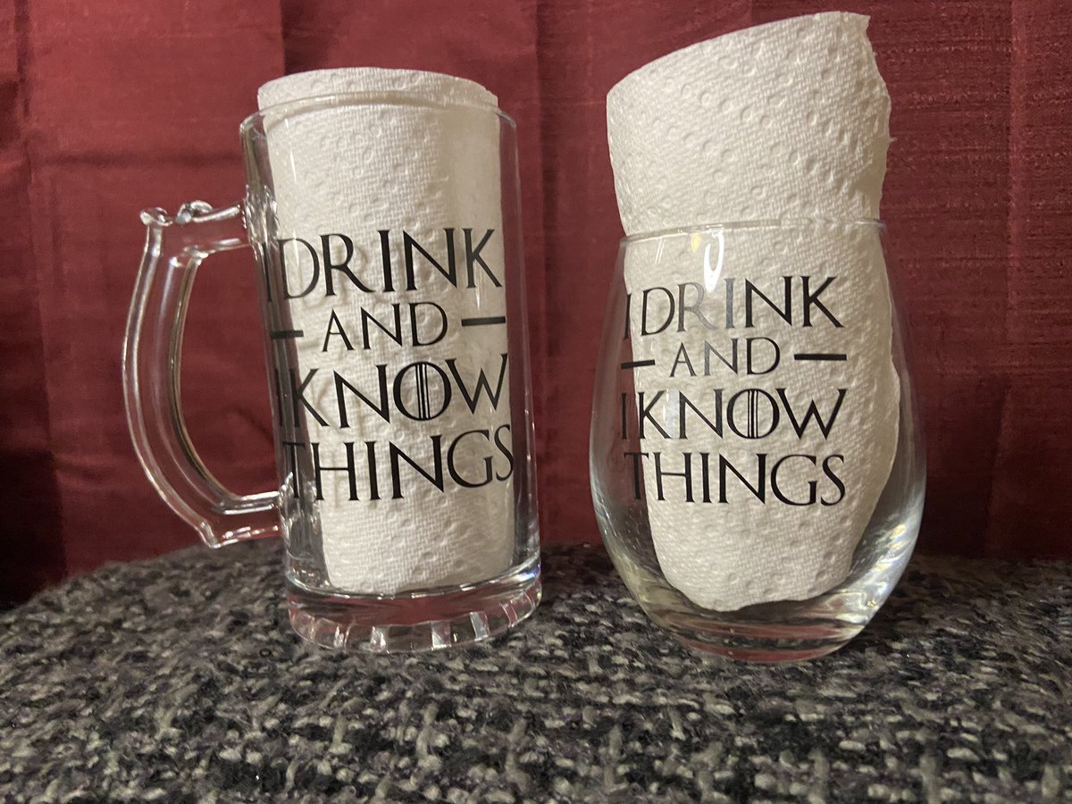Wylde__Flower's tweet photo. “I Drink and I Know Things...” #gameofthrones #got #targaryen #targaryens #gotwineglasses #gotbeermugs #idrinkandigrowthings #tyrianlannister #tyrian #wineglass #beermugs #customwineglass #custombeermugs #customvinyl #vinyl #vinylbeermug #vinylwineglass #cksmolcrafts #cksmolcraft https://t.co/KnTwDDlJKE