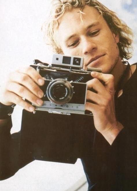 pacinoalfilms's tweet photo. heath ledger and his camera(s) https://t.co/24yE2JpvSc