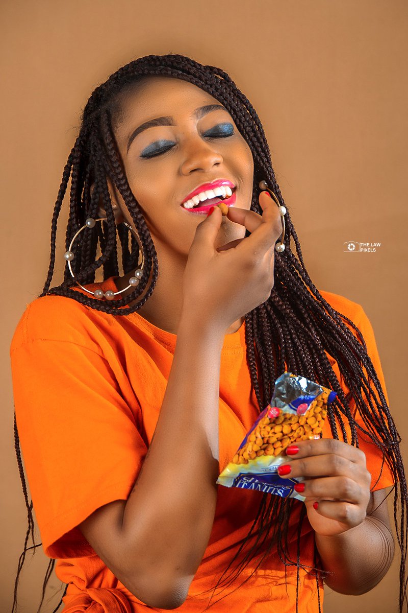 The_Law_Pixel's tweet photo. @theevamodels 
Evamodel shoot
Advert. @successpeanuts

#Photoshoot AI Highlight Portrait Video #Video #promotion #nigerianphoto https://t.co/n4ZSatqao3