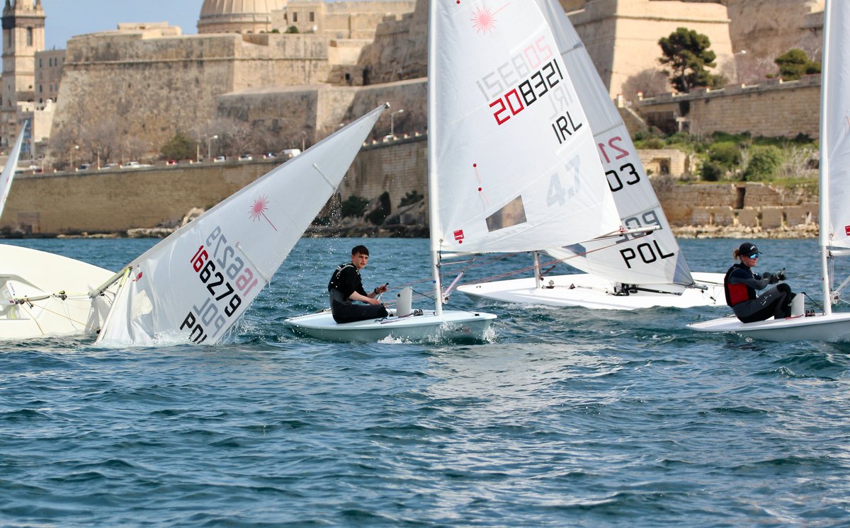 SailCoach's tweet image. Big group sailing  Water wave⛵Wind blowing face
#sailcoachmakingyoubetter #bigfleet  #biggroup  #boats #sailorsfun #strongbreeze #spring #springsailing #youngsailors #sailinghard #sailingpractice #sailingtraining #wind #windysailing #sun #surfing #lightbreeze #warmup