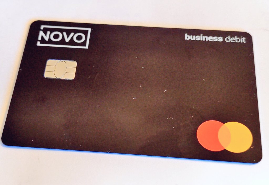 signed_MOB's tweet image. Best part of switching to @banknovo? 
1 - shorter deposit wait times
2 - this cool looking card
3 - great perks!!
#HowWeNovo