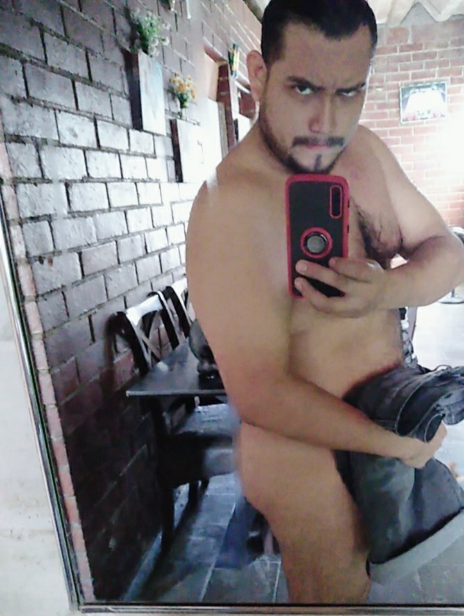 Alejand34448497's tweet photo. Rico andar asi choloooon en casita 🥰feliz inicio de semana cabroncitos https://t.co/lk2dL76JhZ