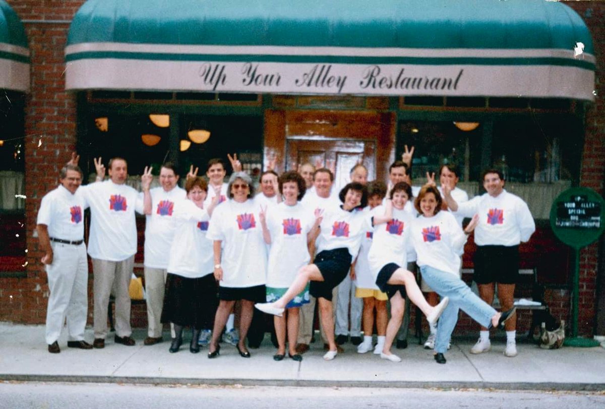 Today, we're honoring the memory of Jan "Janny" Bijas (pictured far left), one of our original Celebrity Waiter Night supporters. His memory will certainly have a lasting impact at Children's Place. 💙💛💙⁣