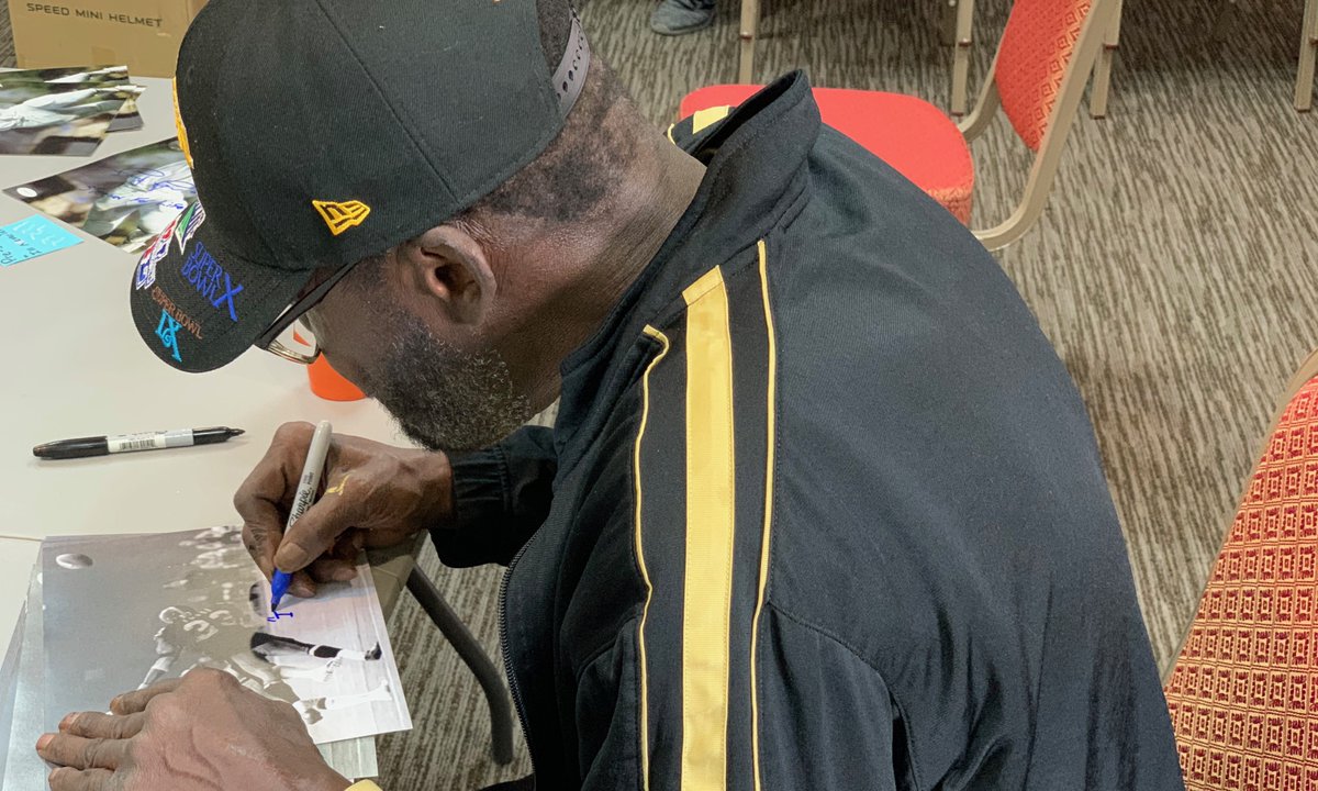 TotalSportsEnt's tweet image. LAST CALL for Mystery Monday!

⬇️⬇️⬇️

tseshop.com/products/pitts…