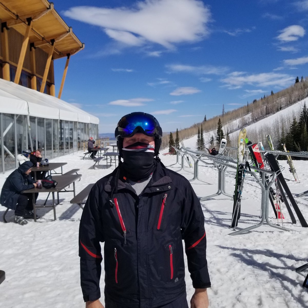 TJ_MakeEmPay's tweet image. 47 consecutive years skiing. Go Cats! #MakeEmPay #BBN @KySportsRadio @KySportsRadio