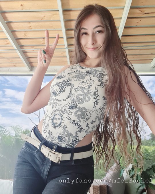 Hola! I wish you a great day 🌟 https://t.co/hgeF6WgJuO