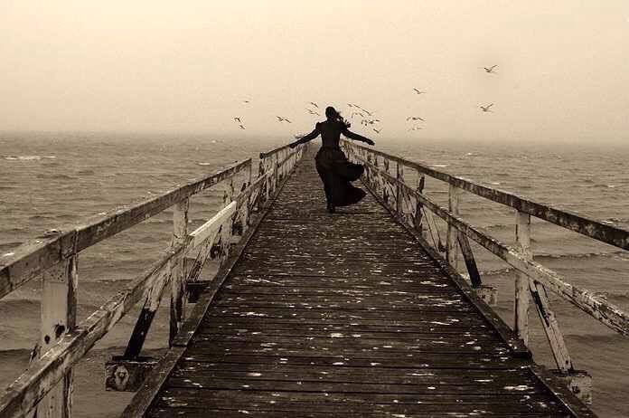 literlandweb1's tweet photo. "Que nada nos limite. Que nada nos defina. Que nada nos sujete. Que la libertad sea nuestra propia sustancia".
Simone De Beauvoir
#Diadelamujer https://t.co/bKuiOhYeCO