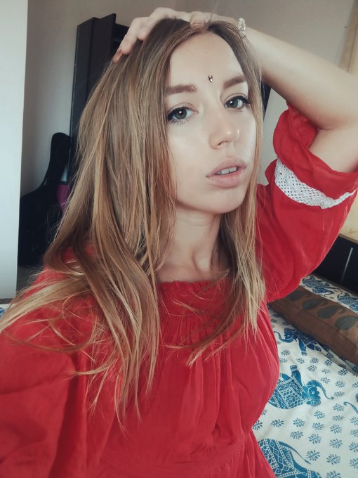 🔆 do you love bindi?) https://t.co/pWmcGamIYU<a href="/tag/%D0%BD%D0%BE%D0%B2%D0%B0%D1%8F%D0%B0%D0%B2%D0%B0%D1%82%D0%B0%D1%80%D0%BA%D0%B0"class="tags"><span>#новаяаватарка</span></a>