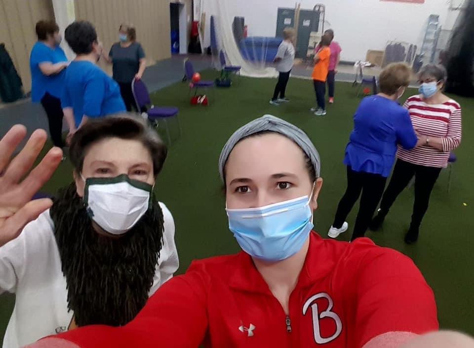 BellevueRecDept's tweet photo. Join us for our Silver Sneakers class M, W, F from 9–9:45 a.m. Our Director Amy Palsa teaches the class! 💪🏼 

Payment options:
$30 for 18 class punch card
Annual Recreation Membership
Silver Sneakers card https://t.co/5S48aPMOcI