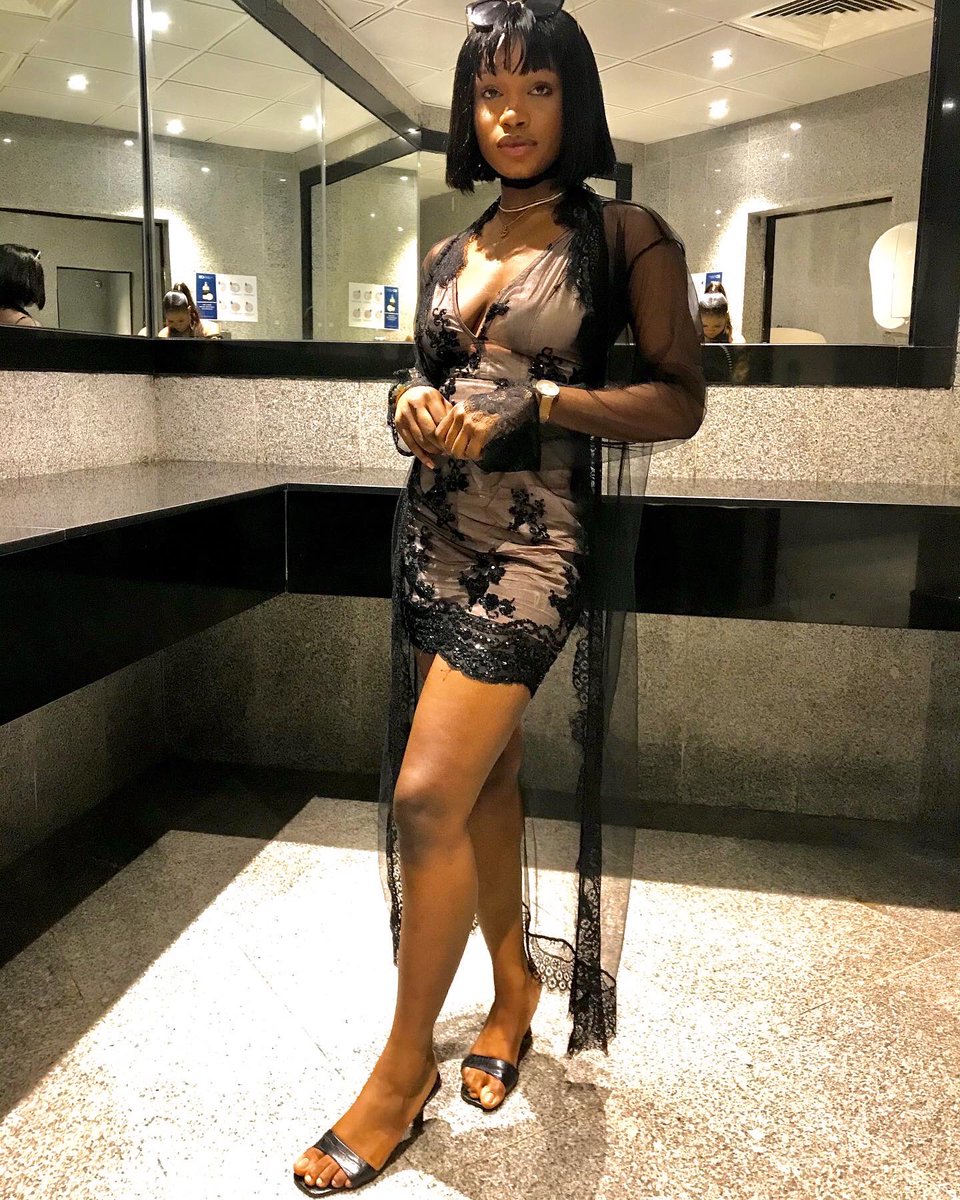 saccharineswirl's tweet photo. A BLACK IGBO BITCH BACK AND WAYYYYY BETTER AYE 😛🔥💫 #gracegotme https://t.co/jt5K3IOsyq