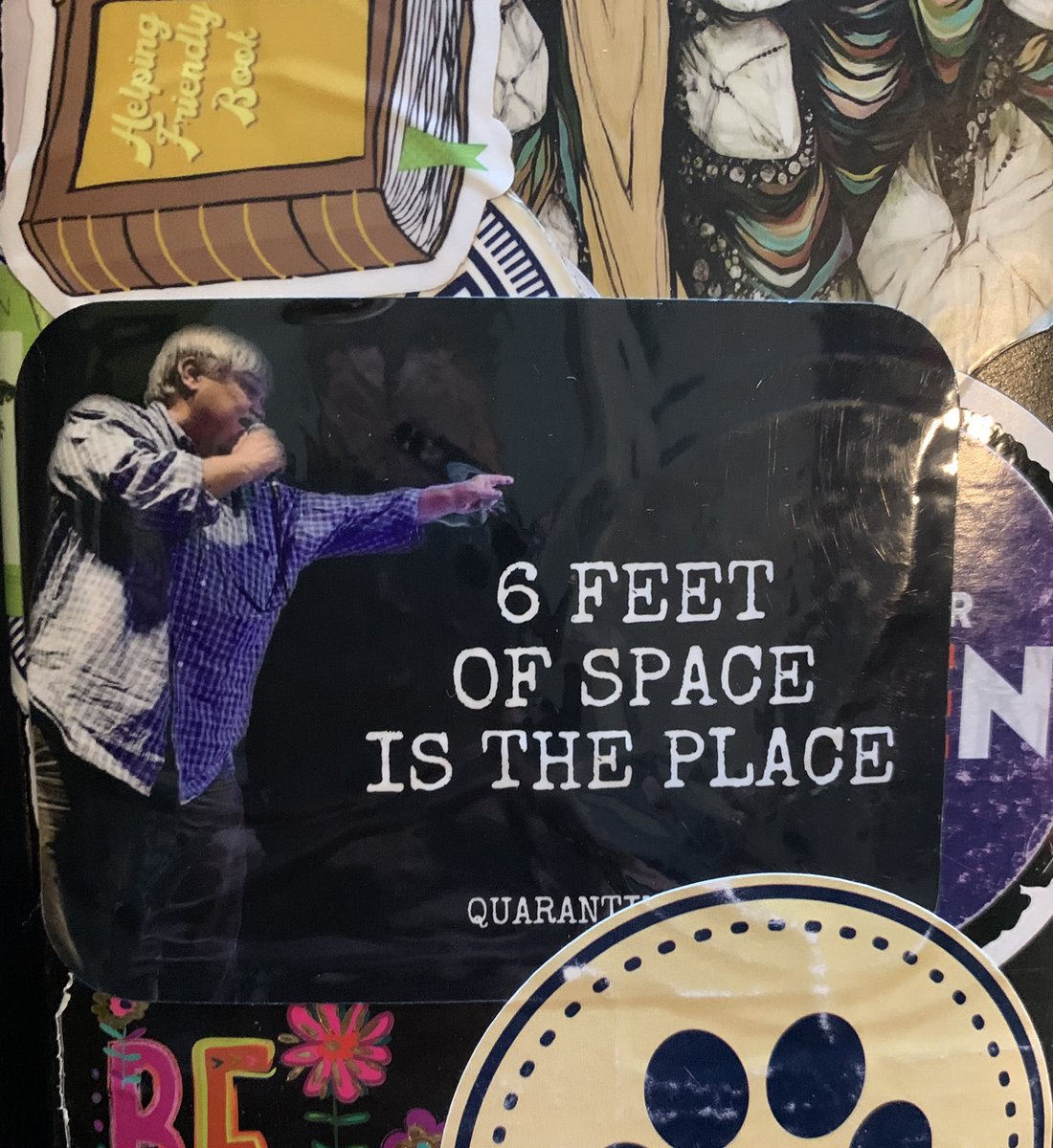 PagesNewShirt's tweet photo. Currently my favorite sticker #ColBruce https://t.co/ATUU2xljod