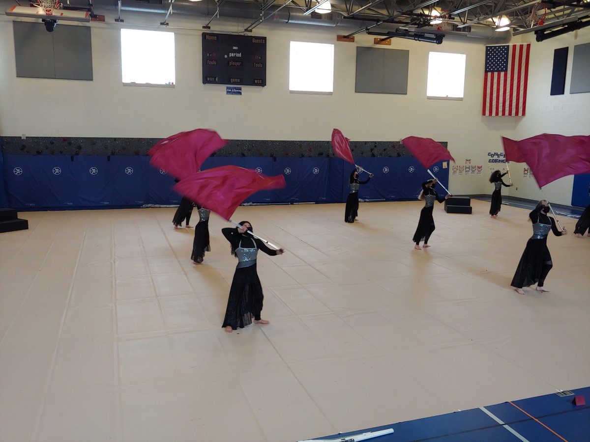 CLSDslmusic's tweet photo. Incredible live performance this afternoon by CCHS Indoor Guard!  Great work @EBMusic_CLSD and @BBESLibrary !  Seeing family and support from @cedarcrestband and @CdrCrstMSBands makes any performance special.  @MrGCCPrincipal @SLebFalcons @CLSDkidscome1st #FalconPride https://t.co/QguFxczga8