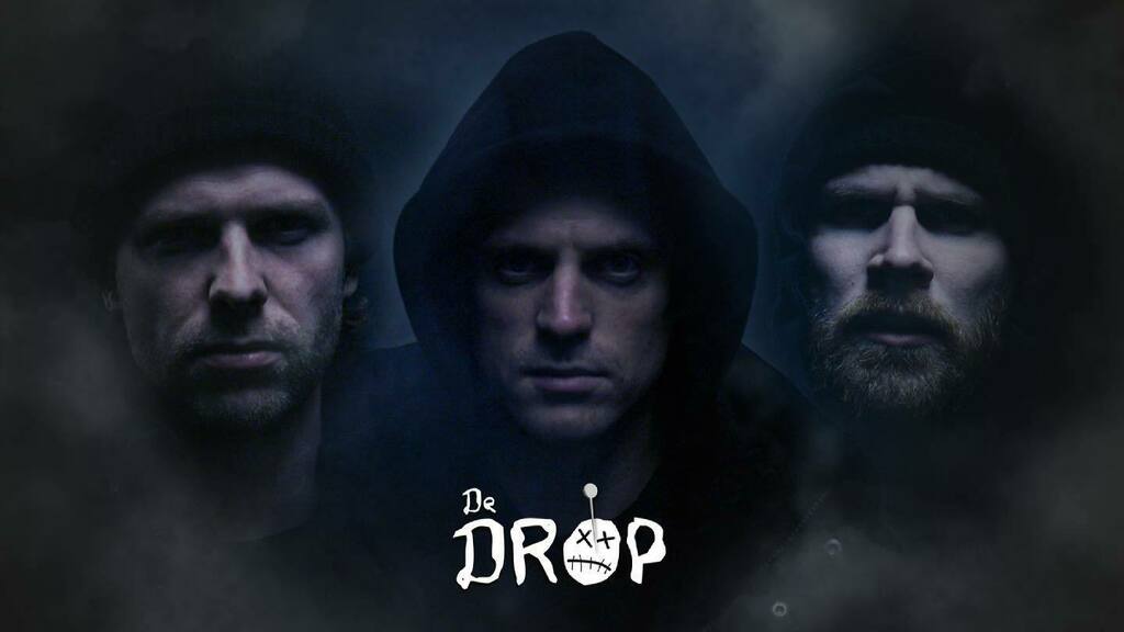 StukTV's tweet photo. Wie kijkt de eerste aflevering van De Drop het liefste in het donker? π±
NU ONLINE - StukTV
#stuktv #dedrop #youtube https://t.co/cUQiz8sQdR https://t.co/ZDmRIDRGU5
