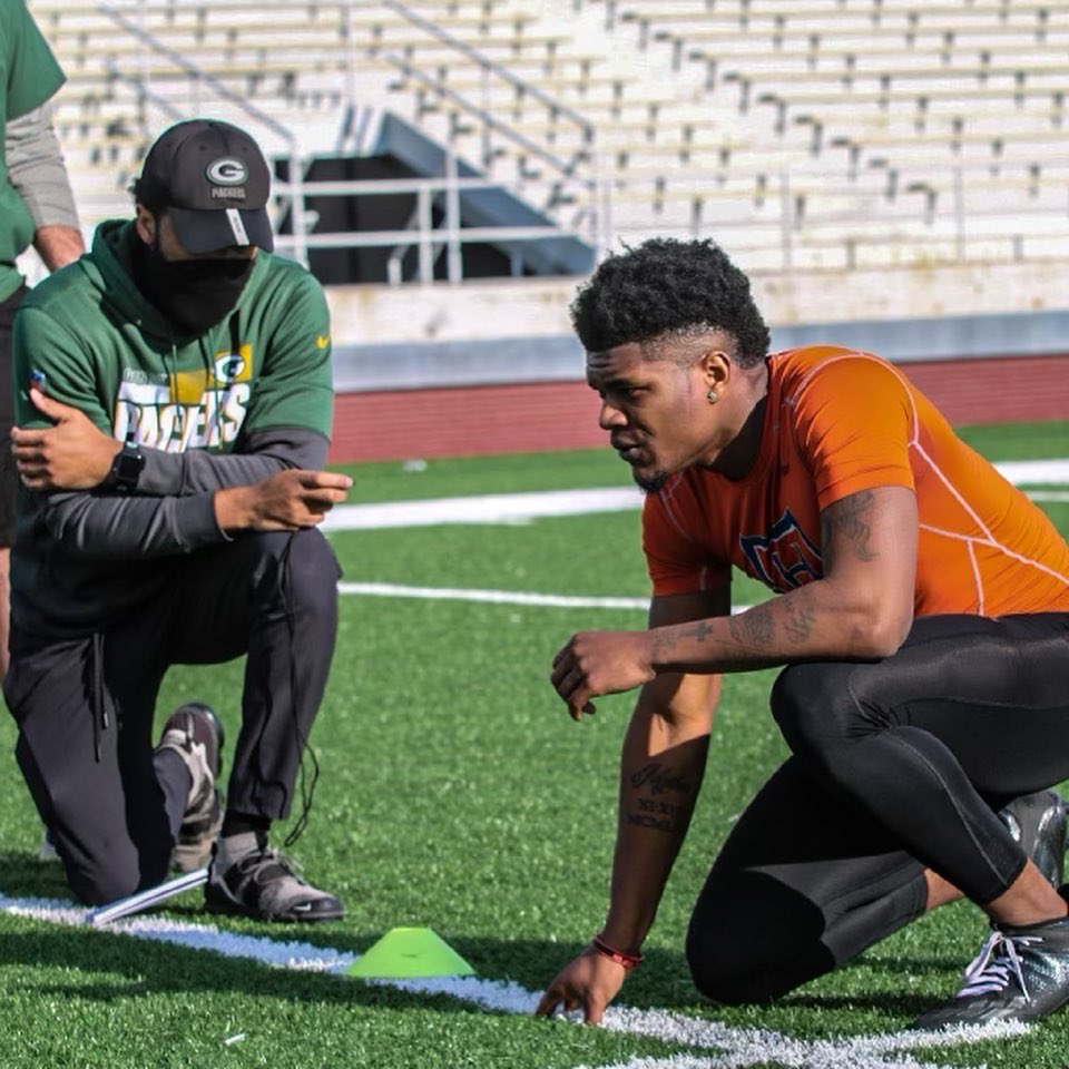 Brenden Flowers (bflowX_) Twitter