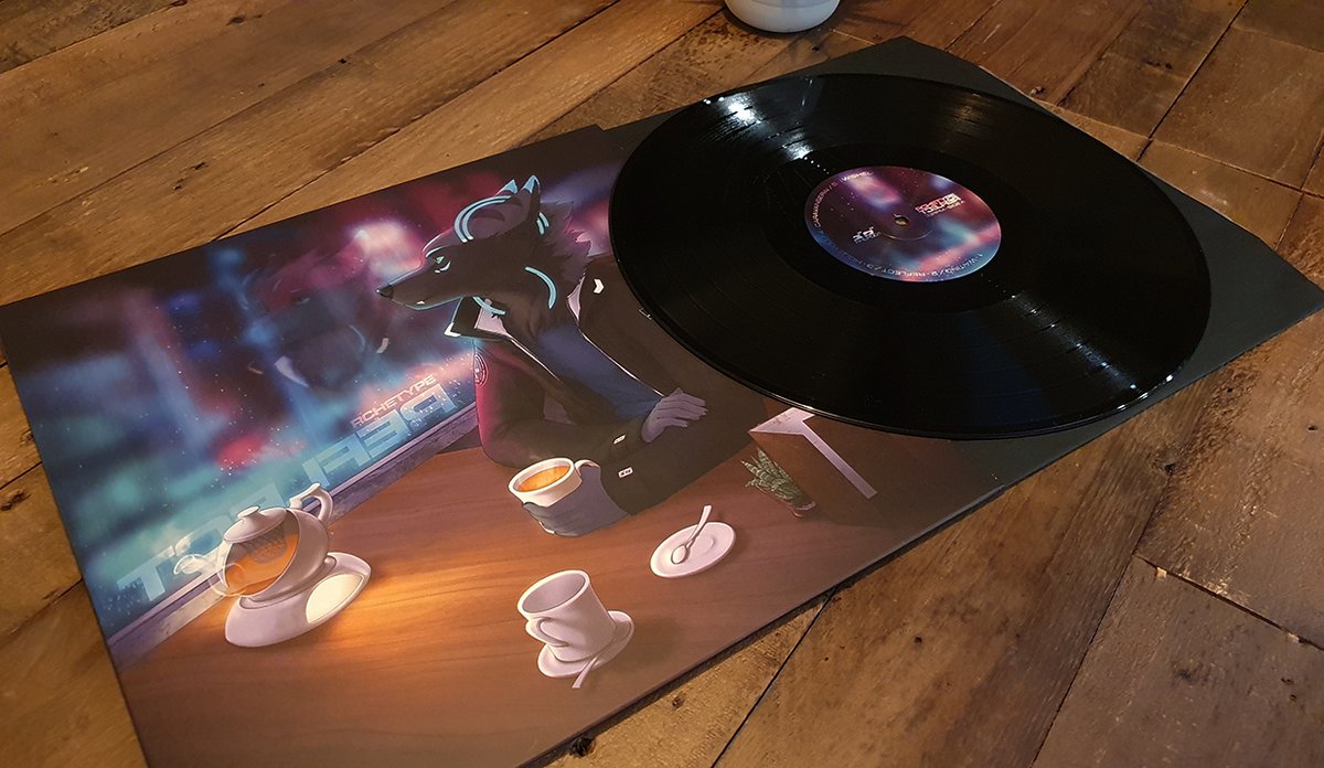 The Reflect vinyls are starting to arrive - backers should see this hit their mailbox over the next few weeks! Qrates did an excellent job with this pressing, and a huge thanks again to everyone that backed the project to make it happen.