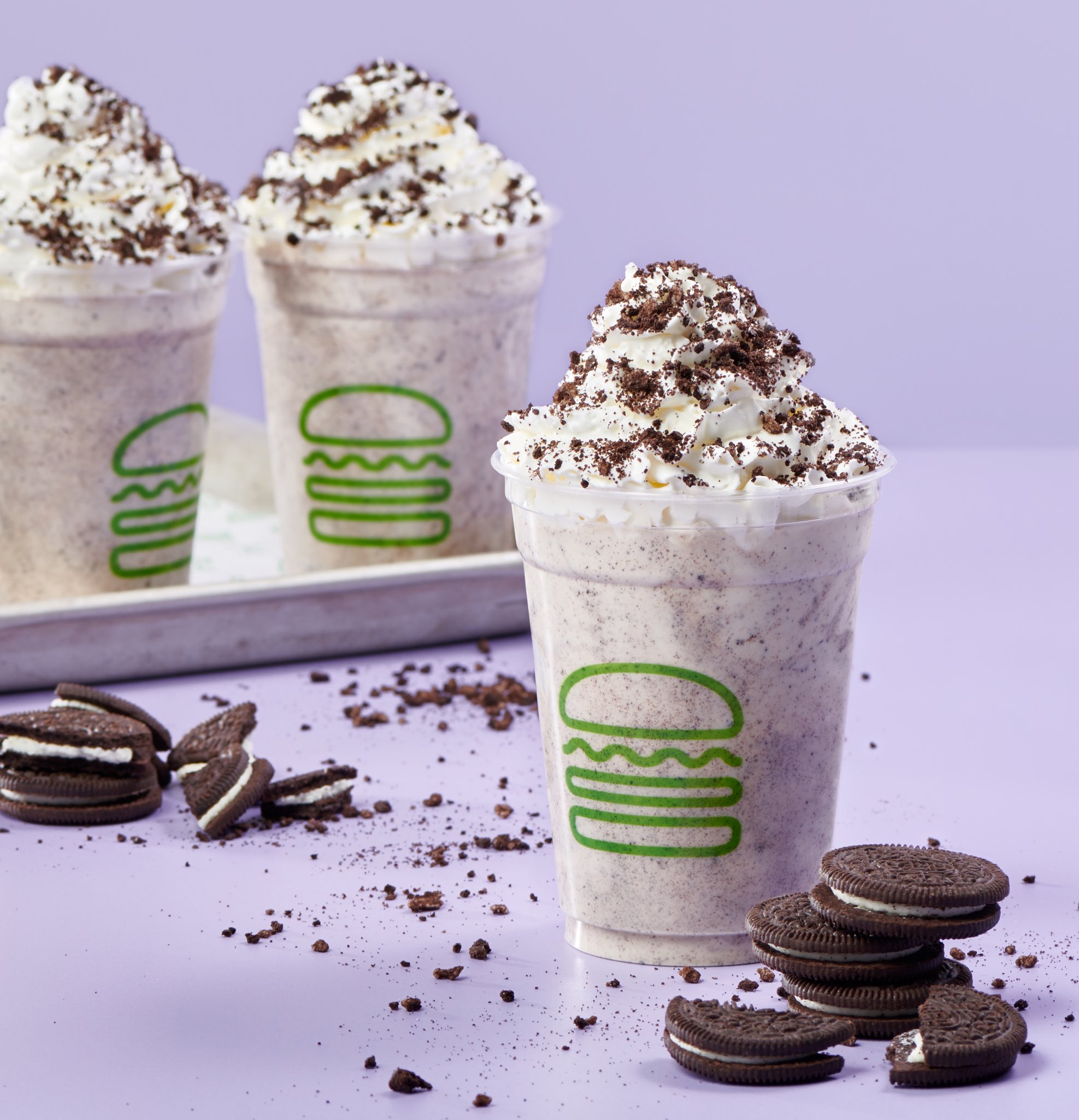 Shake Shack On Twitter Cheers To You Oreo We Re Celebrating Nationaloreoday With A Cookies Cream Shake Blended With Vanilla Frozen Custard Oreo Cookie Pieces Https T Co Wxcjojh9fq Twitter