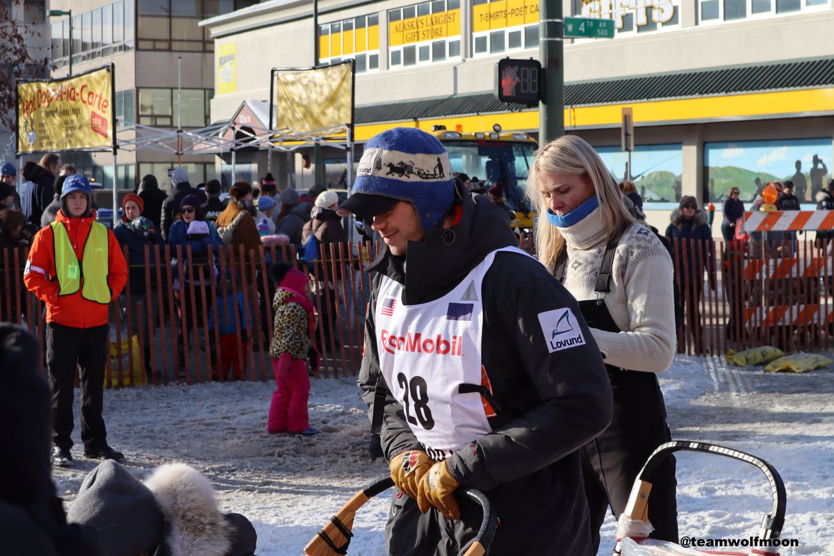 TeamWolfMoon's tweet photo. Joar Leifseth Ulsom on his way to the Ceremonial Start line.
#IditaThrowback #Iditarod2019 https://t.co/NyZZQ15h6z