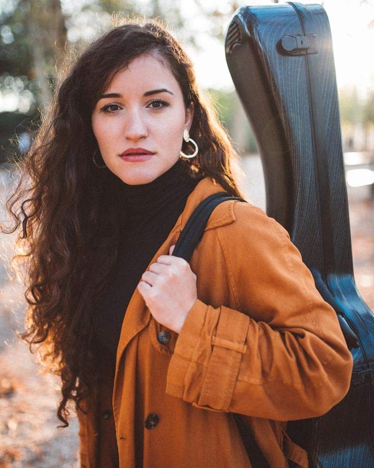 MUJERES Y MÚSICA

ANA MARIA IORDACHE
Guitarrista de enorme talento, su carrera está plagada de grandes logros, como ganar el concurso de guitarra del Festival Internacional de Guitarra de Madrid 2020.
<a href="/AnaMariaGuitar/">Ana Maria Iordache</a> 
#mujeresenlamúsica #mujeresguitarristas #classicalguitar