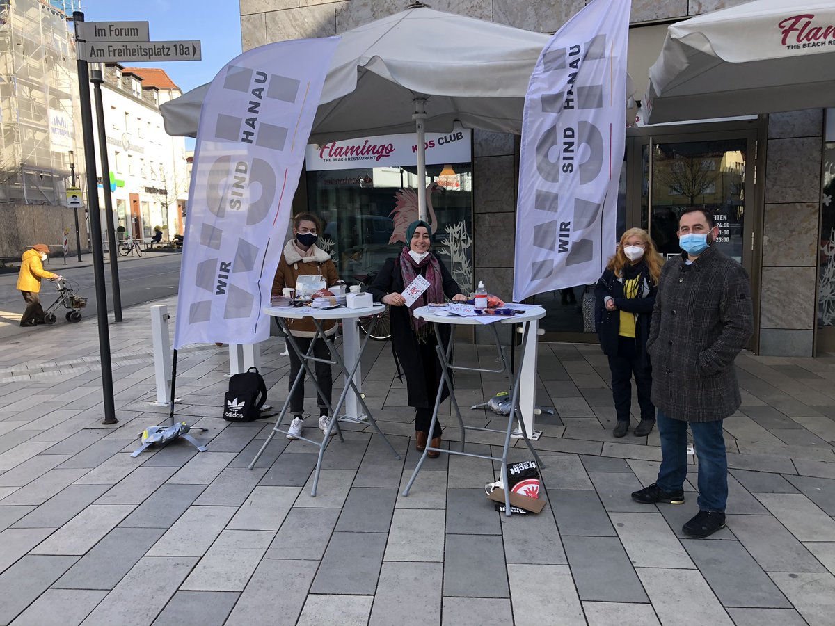 SlmaYilkhan's tweet photo. Heute wieder interessante Gespräche geführt. Danke an alle die sich so stark für unsere #WSH einsetzen!!

Wir haben uns bewusst gegen Giveaways entschieden. Dafür verteilen wir FFP2 Masken😷

#wirsindhanau #hanaugehtwählen #kommunalwahlen2021 @wsh_hanau https://t.co/ziQO03HW8Z