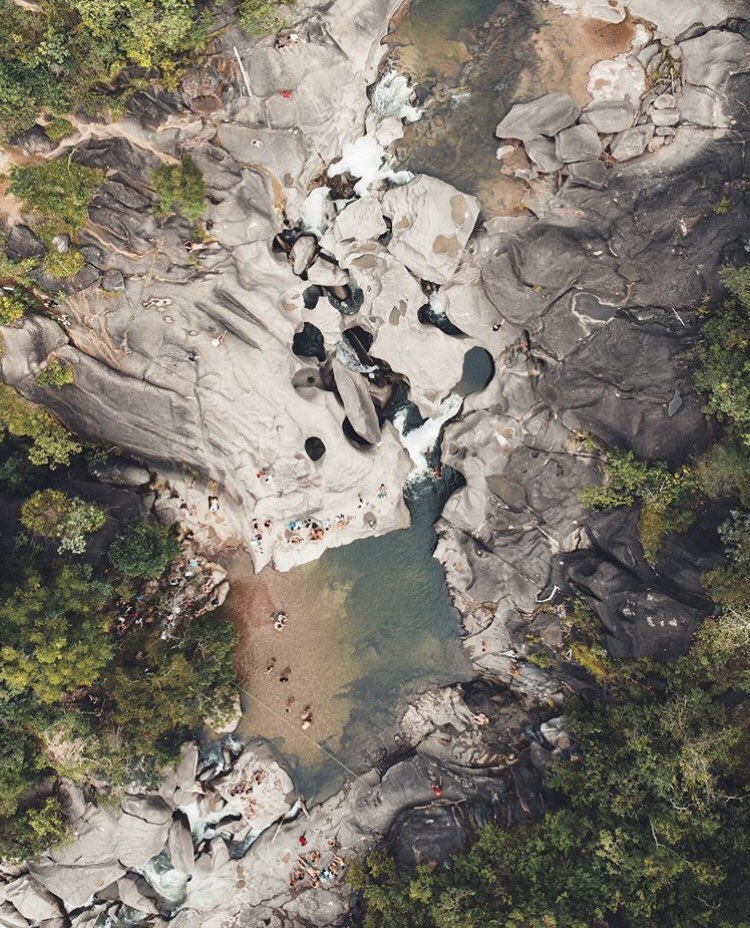 waterfallbr's tweet photo. Vale da Lua, Chapada dos Veadeiros - GO https://t.co/woRI3i263u