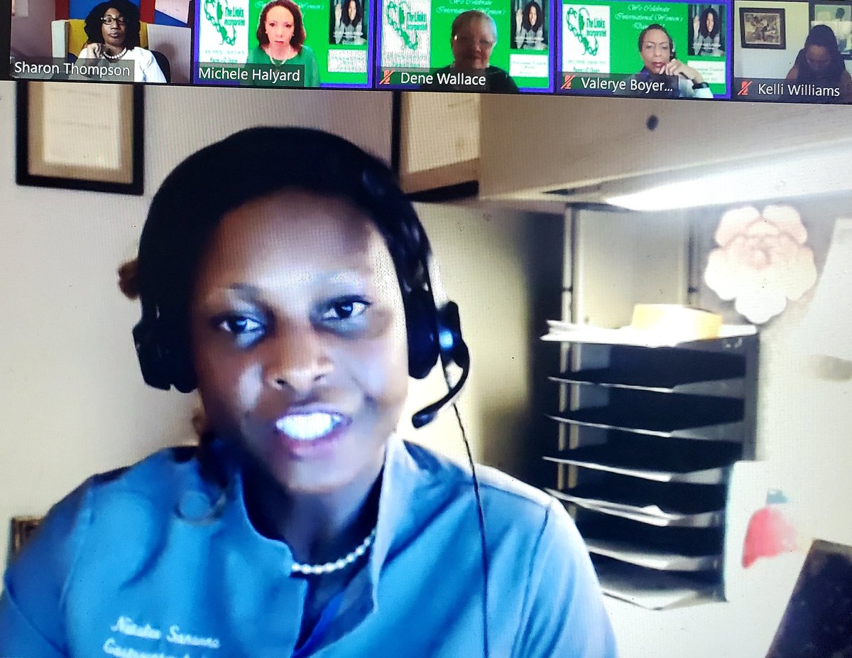 phoenixlinksinc's tweet photo. March is #ColorectalCancerAwarenessMonthThe @phoenixlinksinc continued its "Ask the Expert" series with an informative presentation from @linksinc Natalee Sansone, MD on prevention &amp; health disparities that persist in the Black community. "As #LinksInc we are the ambassadors!" https://t.co/OPHs0Autge
