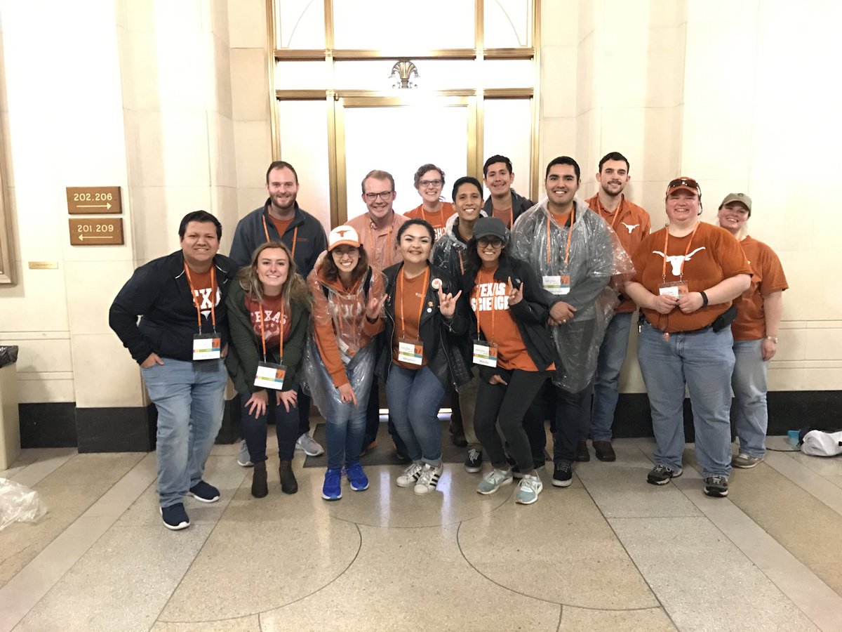 honsololam's tweet photo. Missing my #exploreUT Super Staff family a bit more today 

Here's a pic of the wonderful team that made it happen in 2017 #hookem https://t.co/fKlG1wIpWD