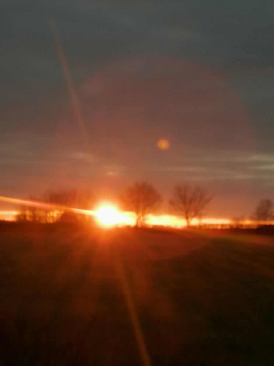 fittensdad's tweet image. Sunset over our village tonight gt easton essex