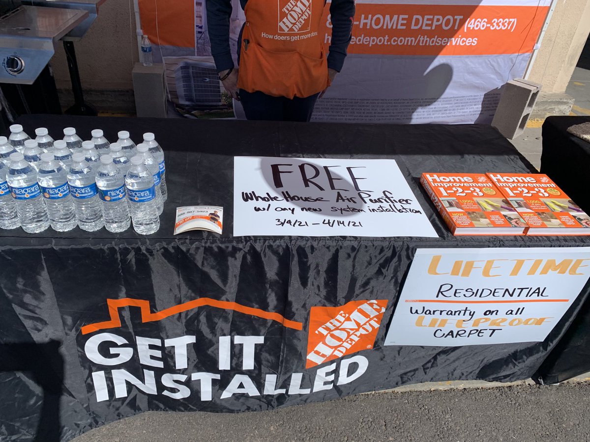 JohnBrayMorris1's tweet image. Having fun driving carpet and HVAC at #thesantafehomedepot today with Marcela and Alex. #PMDWinsWithServices ⁦@lowrythd⁩ ⁦@THDJustinCooper⁩ ⁦@JaimeAMoran1⁩ ⁦@MattCramer179⁩