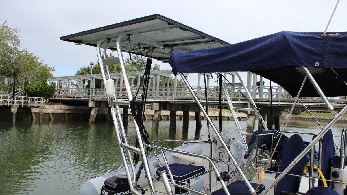 sunpoweredyacht's tweet image. &quot;Very exciting day! Today was the first 6kWh day from our three 410W SunPower solar panels&quot; - Peter, Catalina 445. #SunPower #solar #fixedframe #410W #cleanpower #Catalina #renewables #sailing #solaronaboat