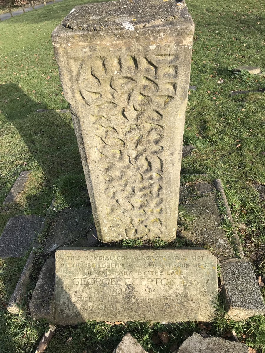RTHondavehanson's tweet image. Lived within 500 metres of this sundial in Cornist park for nearly 30 years and never spotted the plaque before - is it me? #lockdownwalk