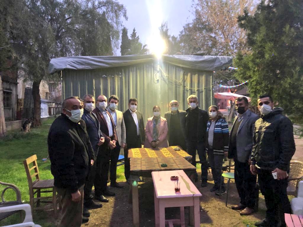 Mahalle Başkanımız, Bölge Koordinatörlerimiz ve Bölge Başkanlarımızla birlikte, Mithatpaşa Mahallemizin 3258 Numaralı sandık üyelerimizle istişâre ve değerlendirme toplantımızı gerçekleştirdik.

Katılımlarından dolayı kıymetli üyelerimize çok teşekkür ediyorum.
#Seyhan
