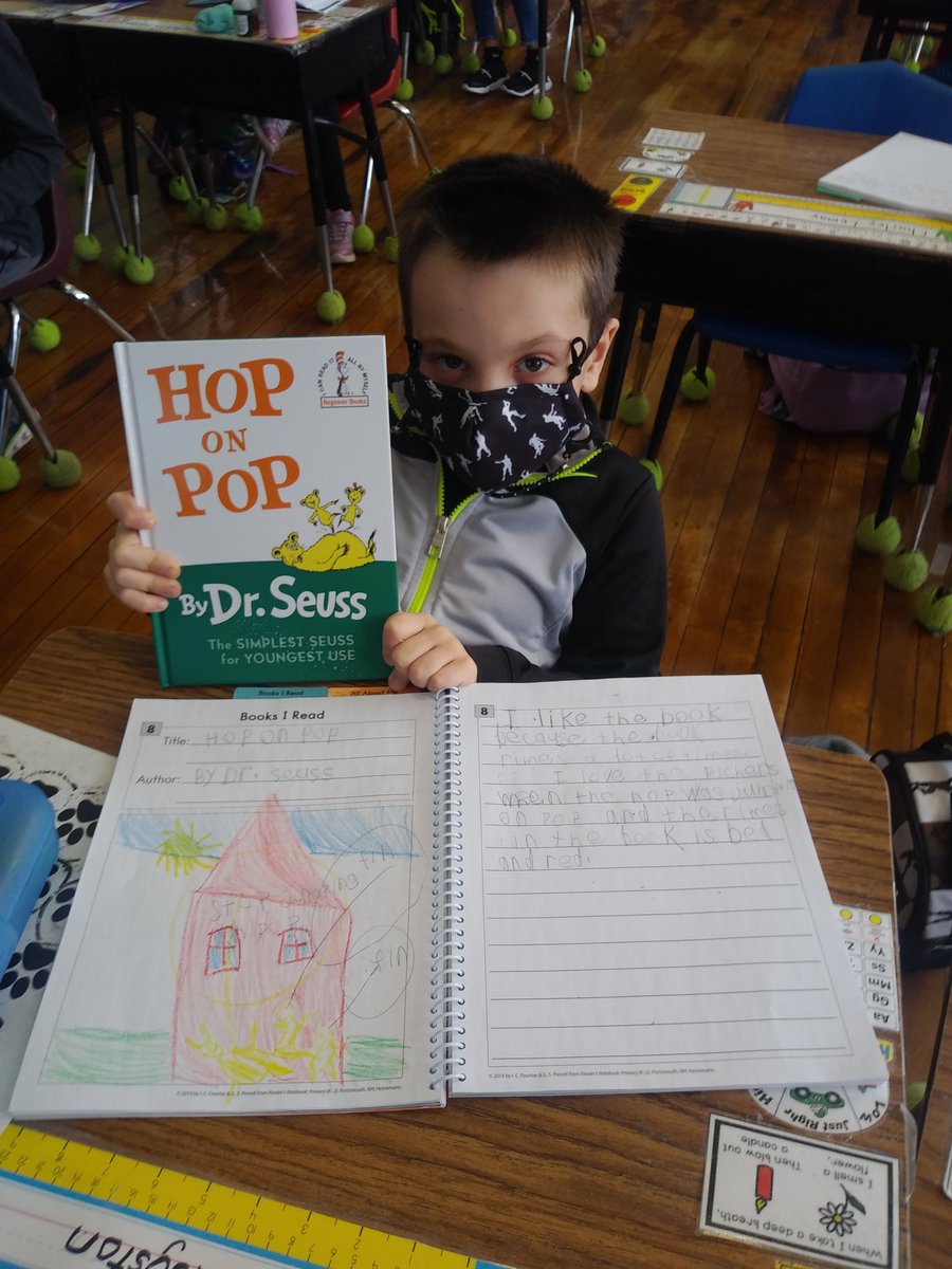 MrsPerrys_Class's tweet photo. Students write about their reading of "HOP ON POP!" by sharing their opinion about the book and add reasons to support their thinking. Opinions are important and sharing your thinking let's others understand what you think.🤔 https://t.co/lzTfov3wdX