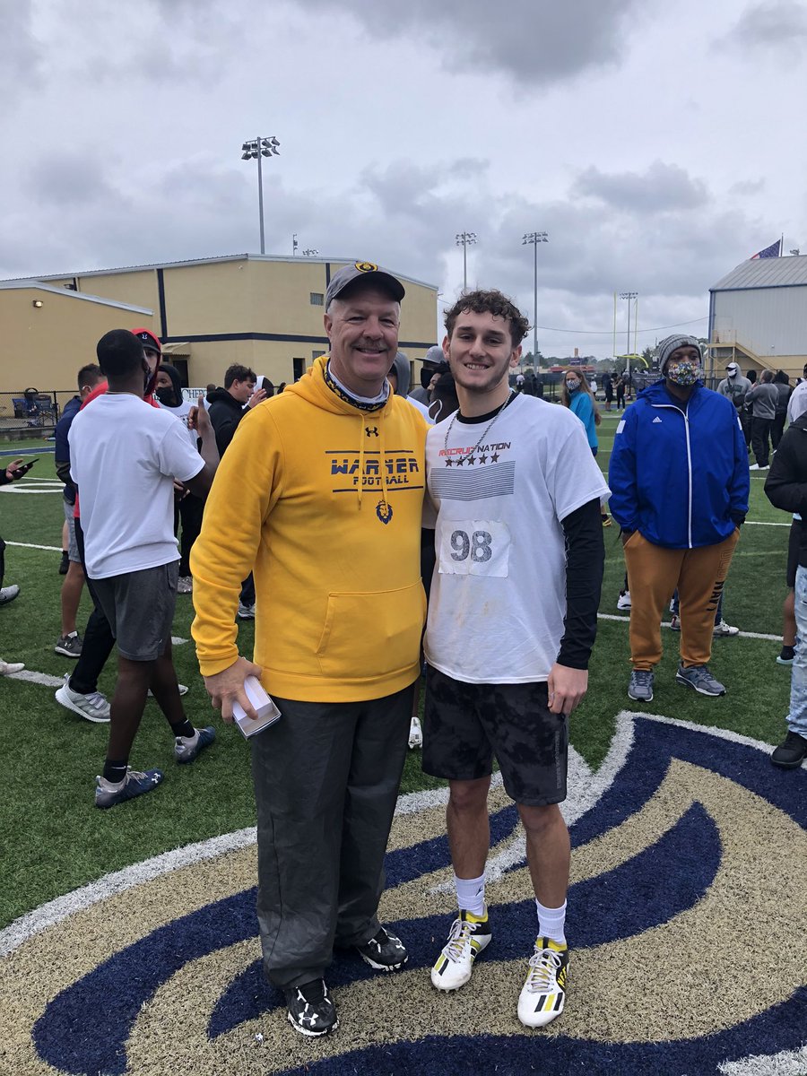 Thankful to receive my first offer from Warner Universty, thank you to <a href="/coach_pi/">Michael Piasecki</a> for the opportunity👏👏 <a href="/Bigcoachmays/">Kevin Mays</a> <a href="/WarnerUFootball/">Warner Football</a> <a href="/bhernyscoutguy/">Brian Herny</a> <a href="/coach_nesmith/">North Florida Elite 7on7</a>
