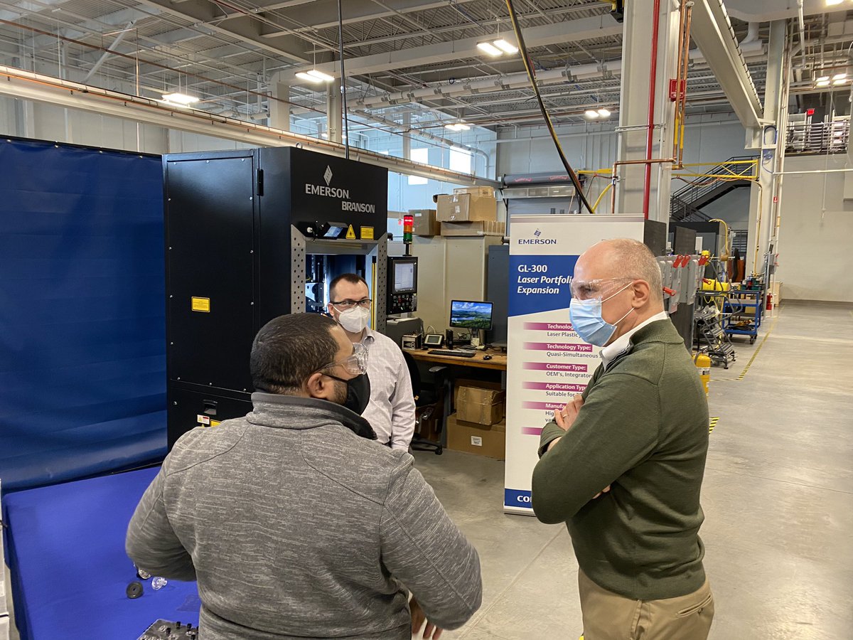 vernonmurray's tweet photo. Welcoming Mark Bulanda to our new Branson Welding &amp; Assembly HQs #oneemerson https://t.co/Uv5pSFLpaE