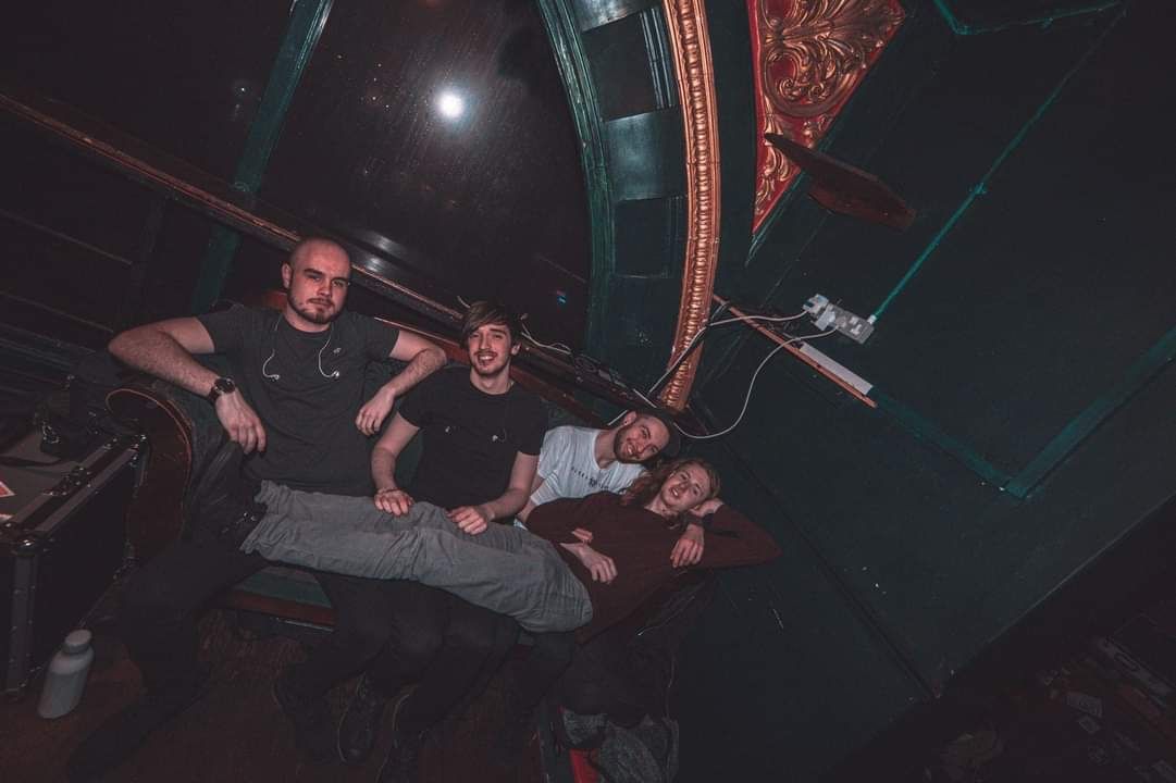 withdrones_'s tweet photo. 𝗕𝗲𝘁𝘁𝗲𝗿 𝗦𝗼𝗺𝗲𝗱𝗮𝘆 was released a few weeks ago. We are unbelievably proud of this song and we are so  happy to see the response. Keep spinning it! We have more to show you soon.

https://t.co/yTlf70FIY3 https://t.co/jESNxqb3gr