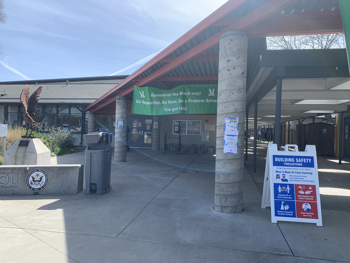 Blach School tweet media