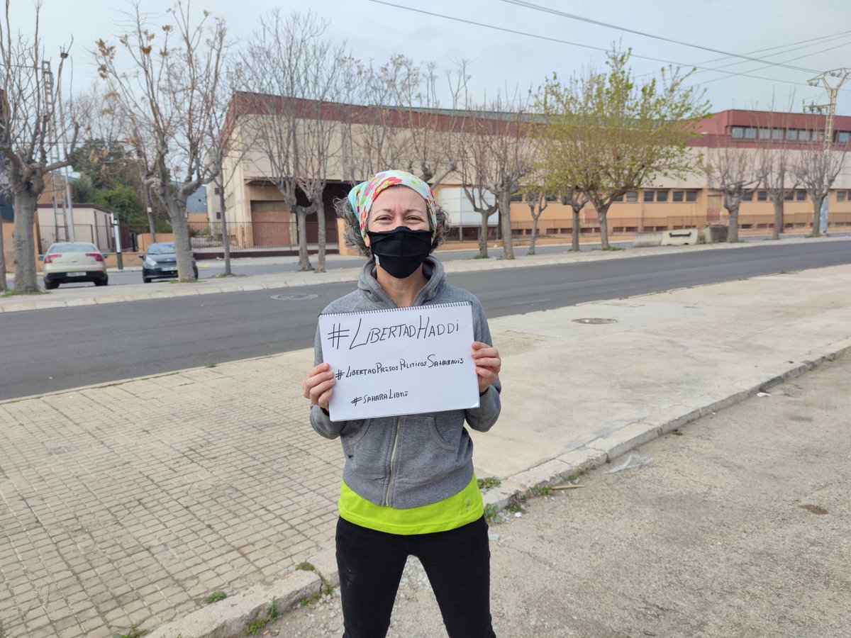 MoVA_ps's tweet image. No sabemos nada del periodista saharaui, encarcelado por Marruecos!! Exigimos #LibertadHaddi