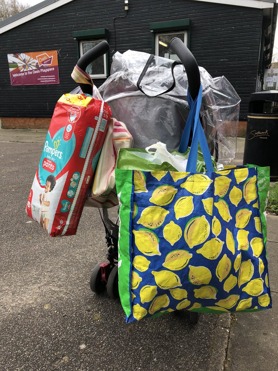 SmallProjectUK's tweet photo. A day of bundles!! Today we gave out 10 bundles filled with clothes, nappies, books, toys, blankets and other baby stuff. Thanks for all of your support in making this possible!! Check out https://t.co/U4vfgEKuFO for our updated Wish List. #makeasmalldifference @oasiswaterloo https://t.co/2zhRk7kUZ9