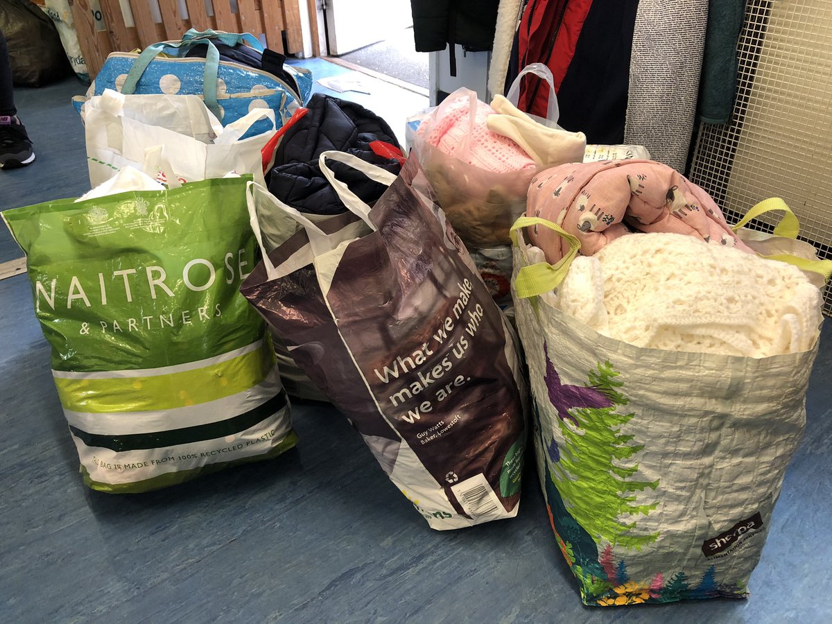SmallProjectUK's tweet photo. A day of bundles!! Today we gave out 10 bundles filled with clothes, nappies, books, toys, blankets and other baby stuff. Thanks for all of your support in making this possible!! Check out https://t.co/U4vfgEKuFO for our updated Wish List. #makeasmalldifference @oasiswaterloo https://t.co/2zhRk7kUZ9