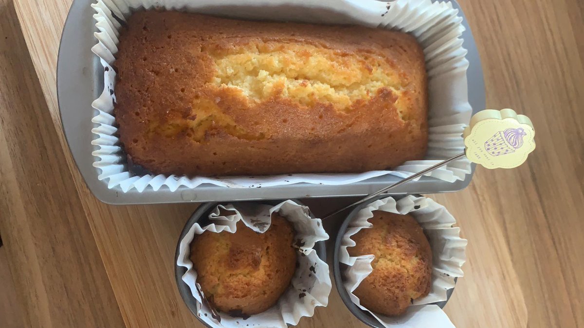 Clare1728's tweet photo. Baking Saturday!! A good old lemon drizzle! Next week....something very different!! #baking #family #virtualbakeoff https://t.co/thO1nHnDwr