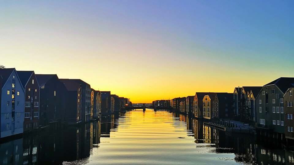 LabxSocial's tweet image. &quot;Keep smiling, because life is a beautiful thing and there’s so much to smile about.&quot; - Marilyn Monroe:)

#SaturdayMotivation #landscape #quoteoftheday