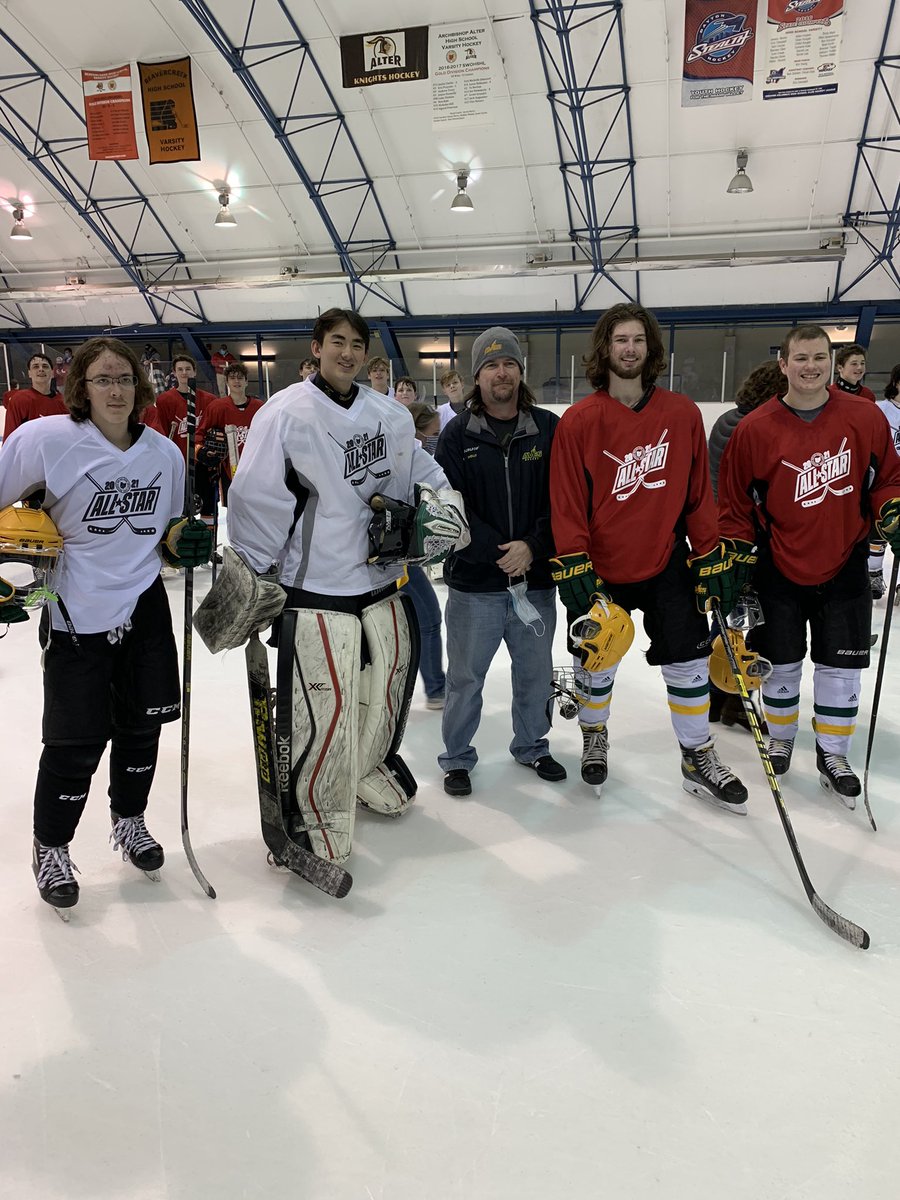 Sycamore represented well at the SWOHSHL All-Star game today. 

Marty Kahn played a shutout 1/2 game to earn the win for White.

Jacob Glutz had the game winning goal and assist.

Owen Henry got the lone goal for red.

Our all-stars Glutz, Kahn, Coach Wells, Henry and Hallock