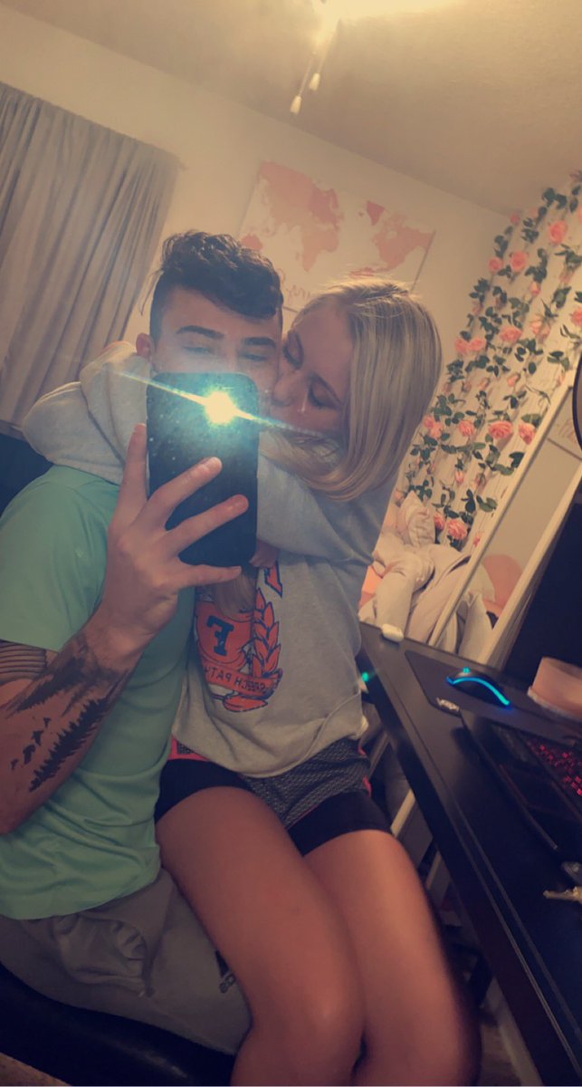 __kota20's tweet photo. i just wanted to give a huge shout out to my cute girlfriend, she’s helped support me on my transition out of the military and she’s been doing a lot for herself as well! congratulations on getting into grad school and can’t wait to see what the future holds for us💞 https://t.co/IVIA8QZZug