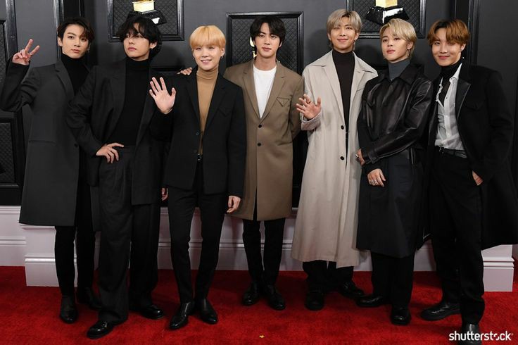 itsmelina___'s tweet photo. Okk! But let's talk about BTS at last year's #GRAMMYs !! 
🔥😌 https://t.co/3LLOy2ultC