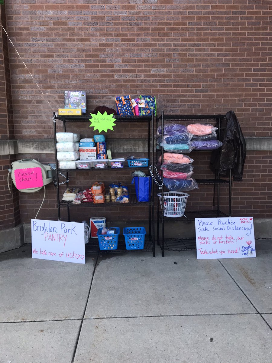 Our Student Voice Committee has set up an outdoor pantry w food, clothing, and other goodies for the @ThomasKelly_HS community. The items are located in the Archer lot. Please practice social distancing when picking up items. #KellyPRIDE.