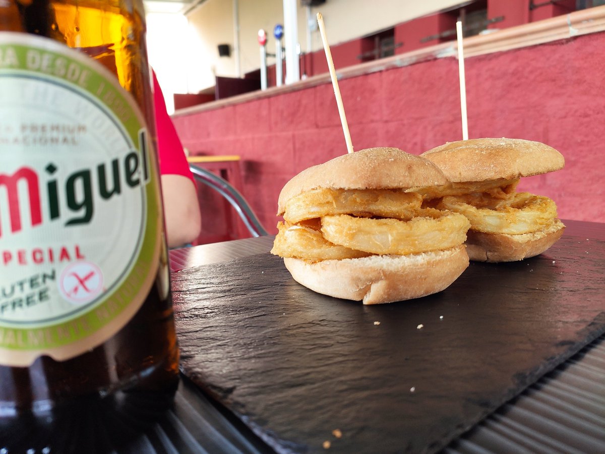 jistory's tweet photo. Bocata de calamares #singluten en Cafetería del Polideportivo Parque del Sureste de Rivas Vaciamadrid. Rico!! https://t.co/Ew50EbhqaO