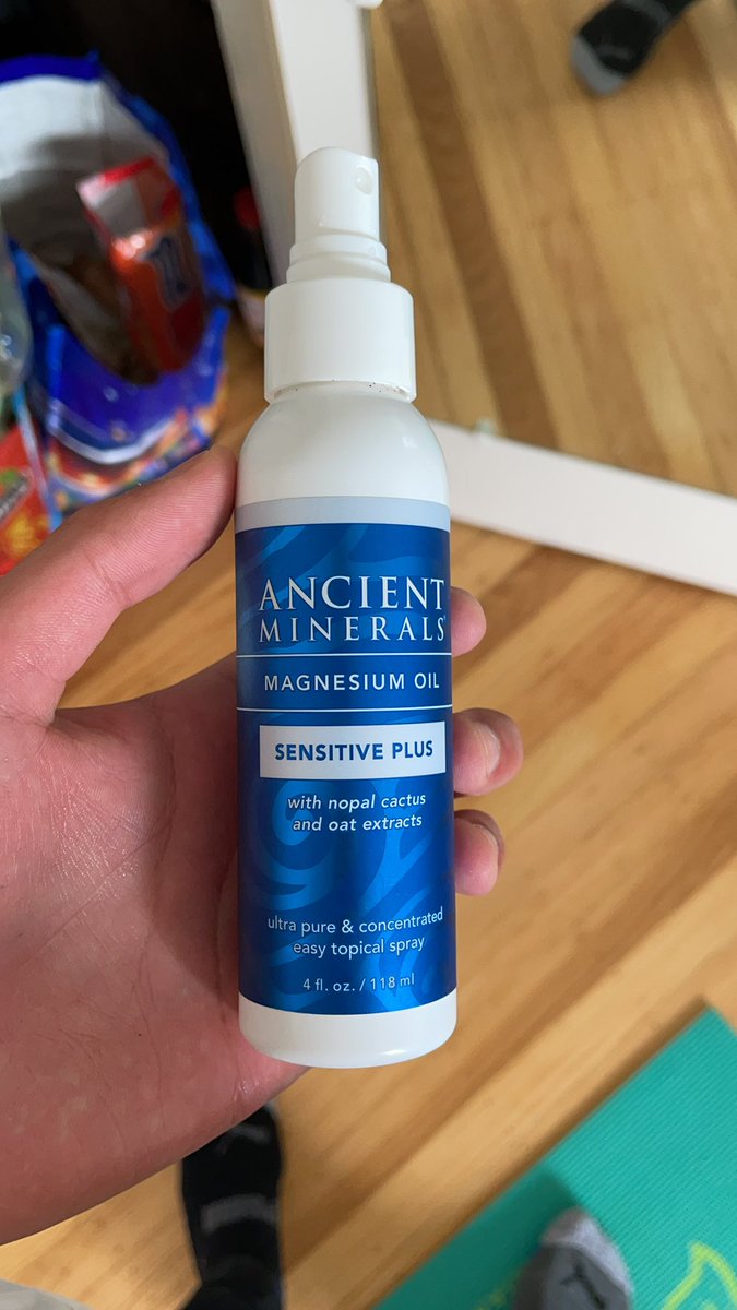 Jonathan tweet media